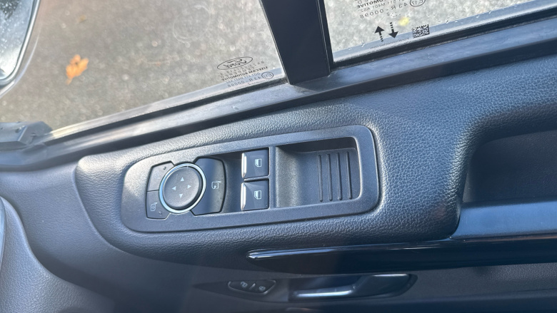 Ford Tourneo Custom Transit Custom Tourneo L2 Diesel Fwd 2.0 EcoBlue Hybrid 130ps L/R 8 Seater Titanium